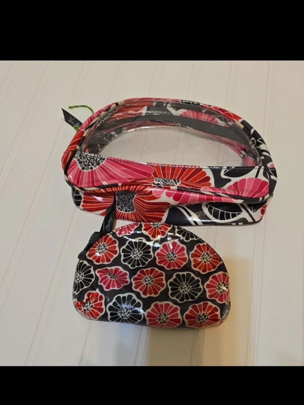 Vera Bradley Lot 2 Floral Cosmetic Pouch in Red & Black ,essential
